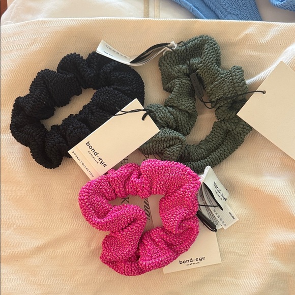 NWT Bond Eye Scrunchies (3) - Picture 1 of 2